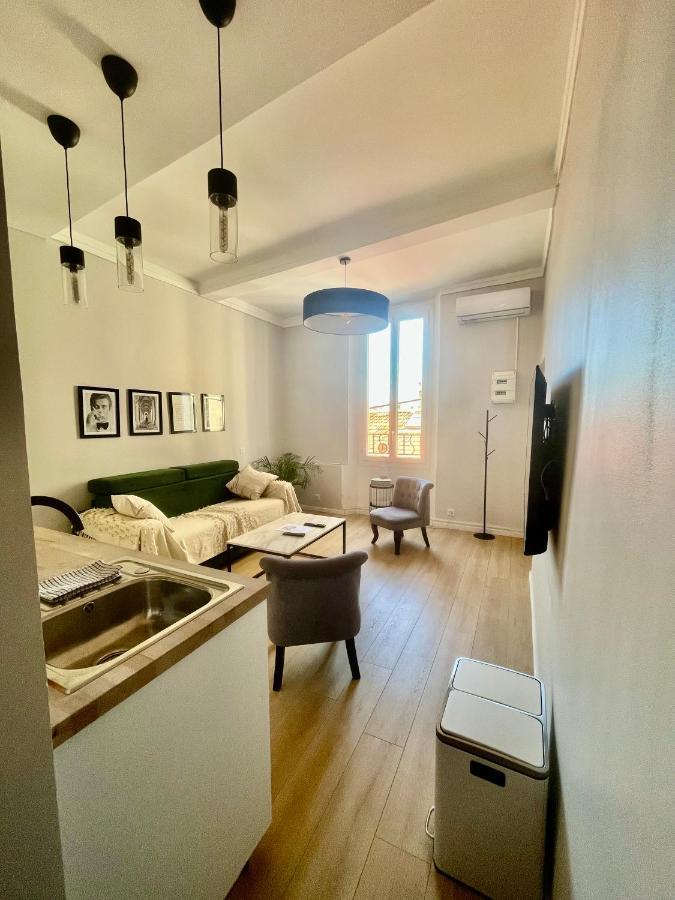 Nouveau Loft: Vieille-Ville, Musee Picasso, Marche Antibes Exteriér fotografie